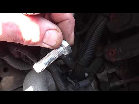 Toyota RAV4 2002 4D4 Diesel EGR Valve removal and clean