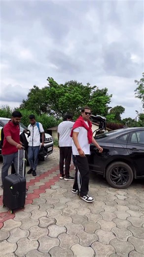 Darren Emanuel Shiri | Skincare | Bangalore📍 on Instagram: "Heavenly Resort in Sakleshpura ‼️ Resort: Sila Mountain Majesty, Sakleshpura For Bookings: +91 7400072000 Website: www.silaleisure.com #resorts #sakleshpur #chikmaglur #travel #traveler #weekend"