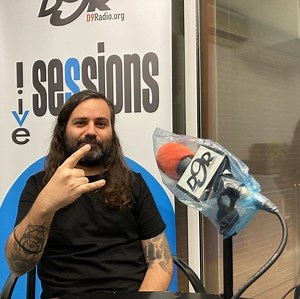 Hablamos del libro, del crowdfunding y de mi trayectoria: — Posters de conciertos, portadas de discos... esto es Error! Design