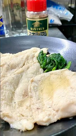 Learn how to make salad chicken in 24 seconds #saladchicken #cooking #sidedish #chicken #deepvoice