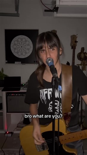 shes just a teenage dirtbag, baby😛 @wheatusofficial #musicians #girlband #bandsoftiktok #fyp #garageband