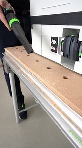 Our new CTC SYS Cordless Systainer Dust Extractor comes with an upholstery brush and a crevice nozzle helping you to keep your site and workshop clean. ✨ See it in action! ⏯ Find out more here: https://bit.ly/3VChljx | Festool