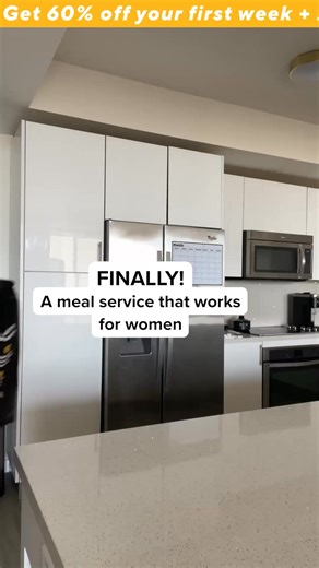 Skip the grocery store, prep and dishes. Get delicious pre-made meals from award-winning chefs delivered weekly to your door. | CookUnity