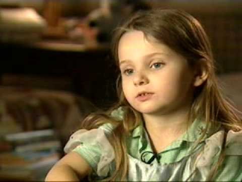 Abigail Breslin - "Signs" (2002) DVD Extras