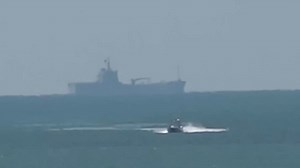 Innovation at sea! NATO - Allied Command Transformation (ACT) & MARCOM are advancing Unmanned Surface Vehicle (USV) capabilities during Exercise #DynamicMariner25. We remotely controlled a USV, shared data with key NATO Partners, and explored future fleet integration. These tests are a crucial step towards deploying large fleets of unmanned systems, strengthening NATO’s maritime power and operational edge. NATO continues to help shape the future of naval warfare. #WeAreNATO #dymr25 | NATO Mariti