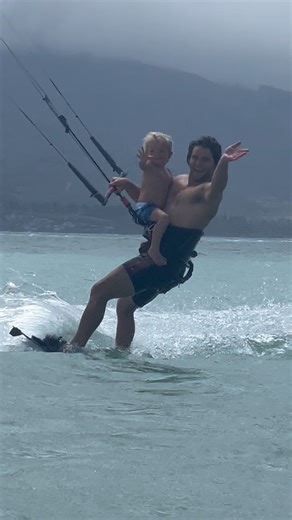 50K views · 190 reactions | Springtime kite sessions with the little...