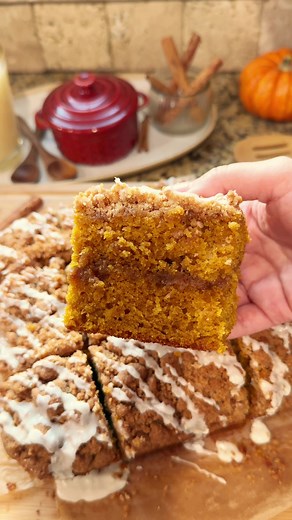 Delicious Pumpkin Coffee Cake Recipe for Fall