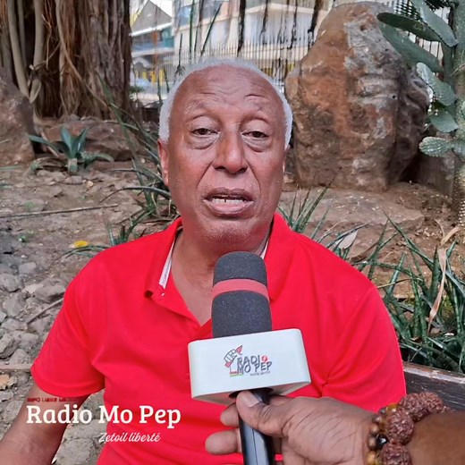 ⭕️ Cassure ou pas cassure ? Micro-trottoir sur le possible départ de Paul Bérenger Lors de notre micro-trottoir, les avis du public se sont révélés très partagés. Certains estiment que Paul Bérenger doit absolument terminer son mandat, rappelant qu’il a fait une promesse au peuple et que beaucoup ont placé leur confiance en lui. D’autres pensent au contraire que son départ du gouvernement actuel reste possible, évoquant un contexte politique instable et des décisions qui pourraient encore évolue