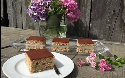 Zucchinikuchen - Backen mit Christina