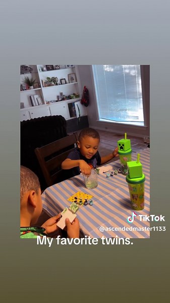 #eastermorning | twins