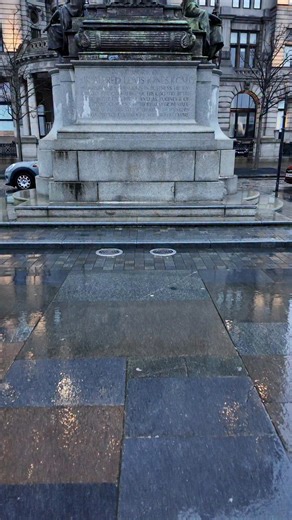 Memorial to Sir Alfred Lewis Jones at the Pier Head in Liverpool. ♥️🇬🇧🚢 🏴󠁧󠁢󠁷󠁬󠁳󠁿 A prominent Welsh businessman and ship-owner. He was a significant figure in Liverpool's history and the colonial shipping trade. #fyp #Liverpool #history #vlogginglife | Brian Jones