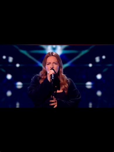 Tiffany Bell performs Leave The Door Open — The Voice UK 2026