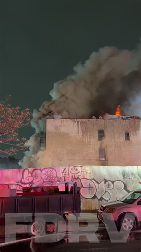 HAPPENING NOW - MASSIVE Fire at 1905 Flushing Ave in Queens | FDNY Response Videos