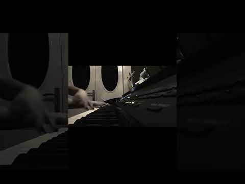 Yann Tiersen - Sur Le Fil ( Amelie ) | Royala Mahammad | paino