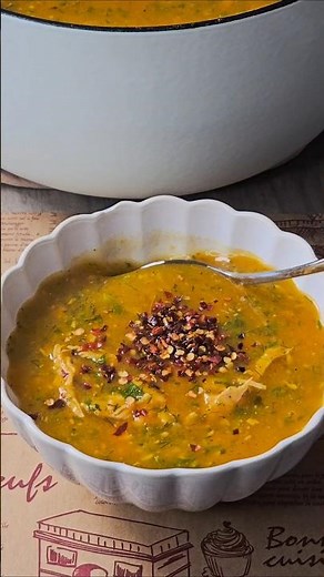 Easy Chicken Vegetable Soup #food #cooking #chickensoup #soup