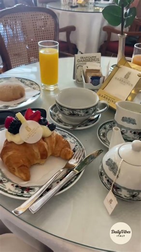 Caffè Sospeso in Naples 🇮🇹☕💙 | Coffee with Kindness