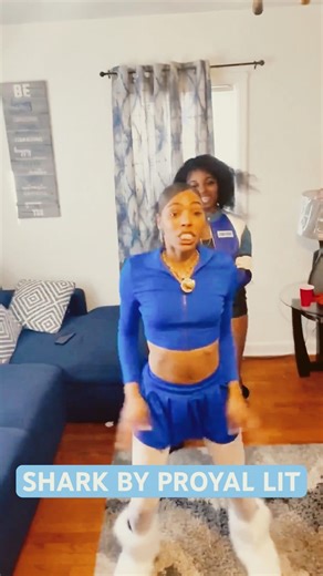 MIMI AND DALICIA DOES THE SHARK DANCE