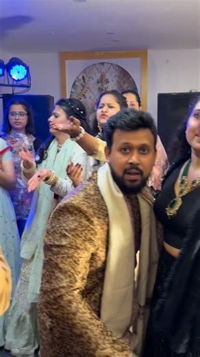 Aayush Rana on Instagram: "Jharkhand aur nagpuri gaana dil mei hai chahe bharat ka koi b kona ho ❤️ @arjun_lakra1 bhai mera aur meri behen ka fav gana hai Kale Boroya 💙 #jharkhand #nagpuri #aayushrana #johar"