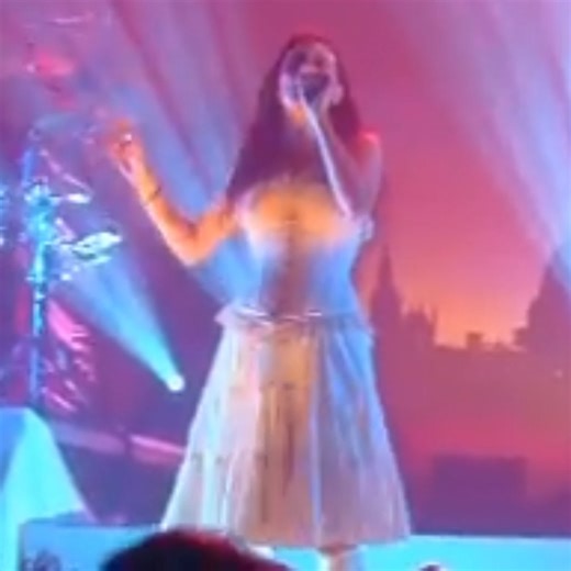 28K views · 1.9K reactions | Within Temptation - Final Destination  lisette84 #withintemptation #SharonDenAdel #metal #rock | Sharon den Adel Brasil | Facebook