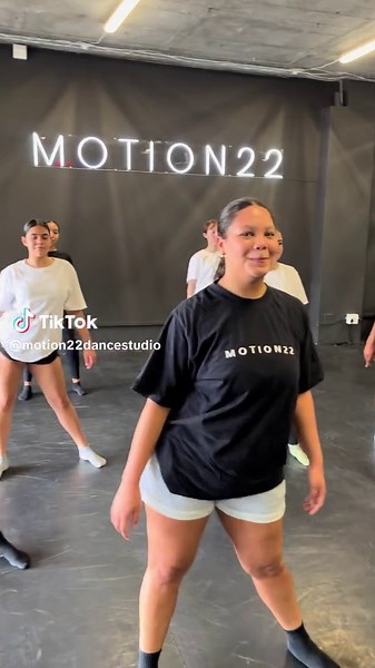 Old School Modern Dance Warm-Up for Teams