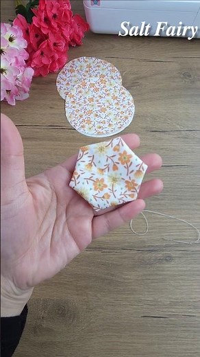 How to Make a Hexagon Without a Template – Patchwork Tutorial Part 1 #patchwork #diy #sewing