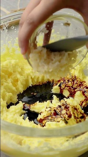 Soft & Chewy Ginger Cookies