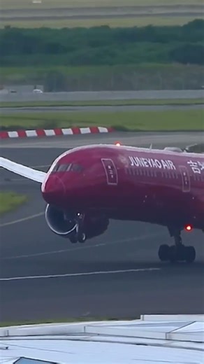 juneyao livery b787 takeoff🥳 #shorts #aviation #juneyao #airport #airplane