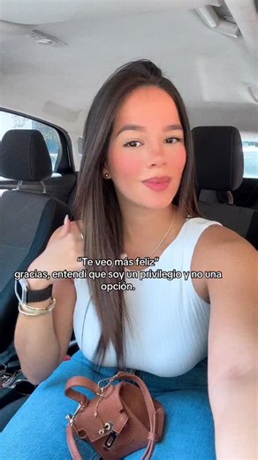 Melissa Puentes on Instagram: "🤭✨"