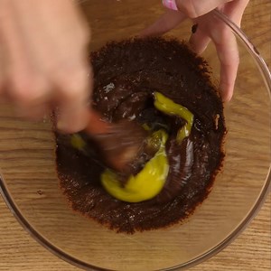 The ultimate salted caramel and hazelnut brownies by the queen of baking Candice Brown. Gooey and indulgent and cooked with Dome. For the full recipe, head to: https://www.gozney.com/blogs/recipes/peanut-butter-brownies-recipe?fromsocial=true #ignitecreate #brownierecipe | Gozney