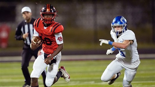 OSSAA football Week 4 first-and-10: Del City, Southeast pull off huge district wins