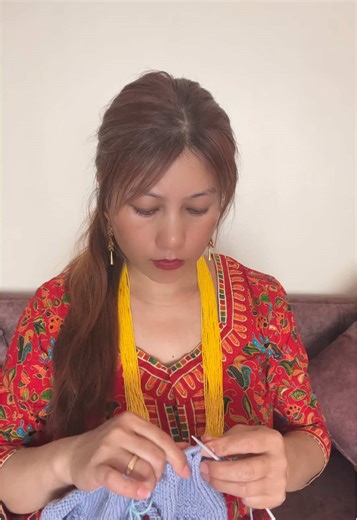 Oonko Sweater: A Nepalese Handmade Gem