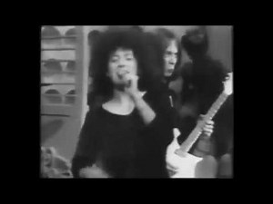 MC5 - Looking at You / American Ruse (1970)