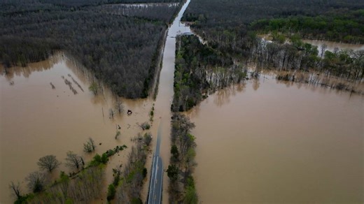 350 Kentucky state roads closed after flood disaster. How to check your route