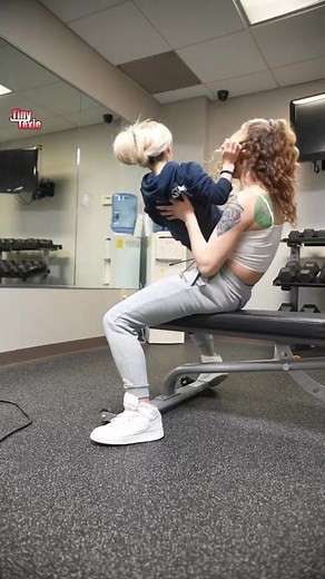 HOW MUCH DO YOU THINK I WEIGH DROP YOUR WORKOUT ROUTINE IN THE COMMENTS!! #TINYTEXIE #WORKOUT #SMALL #FINACE #STRONG #WEIGHTS #GYM #GIRLFRIEND #LITTLEPERSON #REELS | Tinytexie