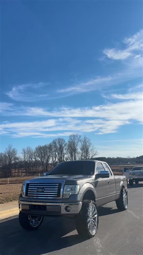 Luxury Fashion Trends for High-Class Individuals