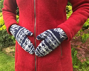 Sew Fleece Mittens in Under 30 Minutes - Any Size!