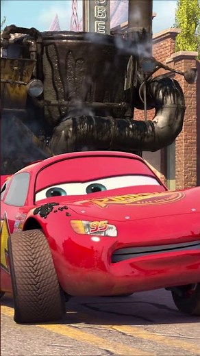 マックィーンを「きれいに」しようとする メーター😆💧｜ピクサー カーズ｜@disneyjuniorjp