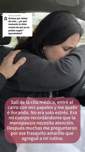 Mi doctora me recomendó Runica 4in1 como apoyo diario en esta etapa, y lo encontré en Amazon. Muchas me preguntaron por ese frasquito amarillo que sumé a mi rutina después de esa tarde en el carro. Salí de la cita médica, me senté con mis papeles en la mano y me quebré llorando. No era solo estrés. Era mi cuerpo recordándome que la menopausia y la perimenopausia necesitan atención. Lo agregué a mi rutina porque ya no quería seguir ignorándolo como si no pasara nada. No voy a decir que es magia, 