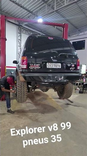 ford Explorer v8 302 pneus mt de 35 polegadas e body lift de 2 polegadas #ford #explorer #offroad
