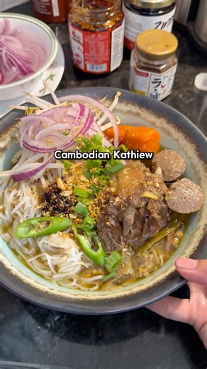Making this noodle soup for the first time! So good! Kathiew 🇰🇭