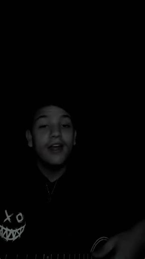 Oussama chante « ur ttewhhid » de Yasmina Officiel