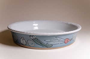 11" White Ceramic Pie Dish With A Fluted Rim and Vegetable-themed Exterior – Oven-safe Bakeware, Handmade Ovenware, Stoneware Pie Plate - Etsy
