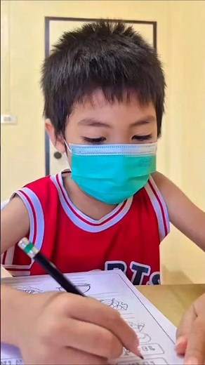 Nong Phop is serious about studying. #NongPhop #pobfamily #childrensvitamins #childrensnutrition ...