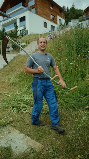 25 Jahre Leidenschaft, Teamgeist und unzählige gemeinsame Geschichten. ✨ Was klein begann, ist heute zu etwas Grossem geworden, dank euch! ------------------------------------------------------------------------------------------ 25 anni di passione, squadra e tante storie condivise. ✨ Quello che è iniziato in piccolo, oggi è diventato grande, grazie a voi! 💚 #kefalasfacilitymanagement #reinigungsarbeiten #garagenreinigung #gartenpflege #schneeräumungen #hauswartungen | Kefalas Facility Managem