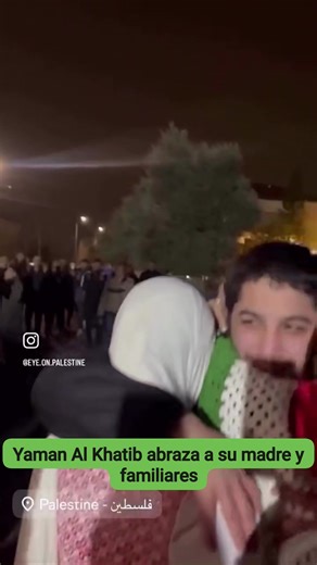 Palestina. Abrazos que sanan y devuelven la vida. Video, Reencuentro del rehén liberado Yaman Al-Khatib, de la localidad de Aroura, distrito de Ramallah, con su madre y su familia tras 18 meses de encarcelamiento en la prisión de Nafha. #PalestinaLibre #FreeThemAll | Resumen Latinoamericano Contrainformación