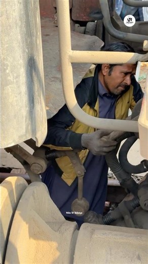 Engine Decoupling Process | Pakistan Railways