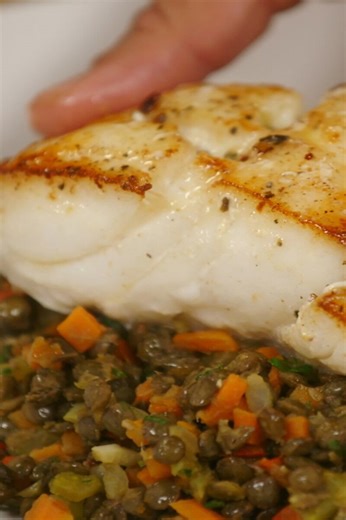 Juniper-spiked cod with lentils and butter baste