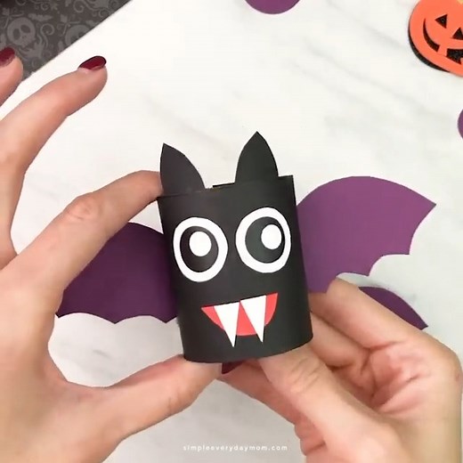 Grab those old tp rolls and make this cute vampire bat craft! Get the template on the blog. | Simple Everyday Mom