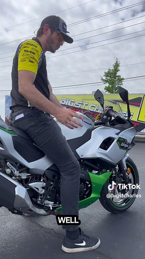 2024 Kawasaki Ninja 7 Hybrid Overview