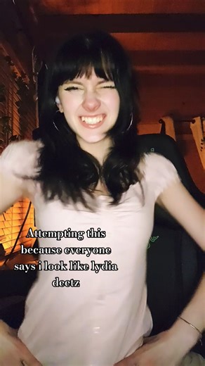 Attempting this cause everybody says I look like lydia deetz #acting #actingchallange #girl r #fyp